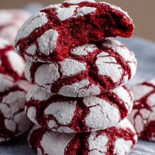 red velvet crinkle cookies 2026 01 03 202641 819x1024 1